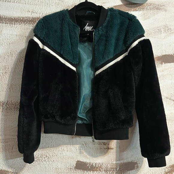 Amy & Ivy Faux Fur League Jacket - Picture 1 of 2